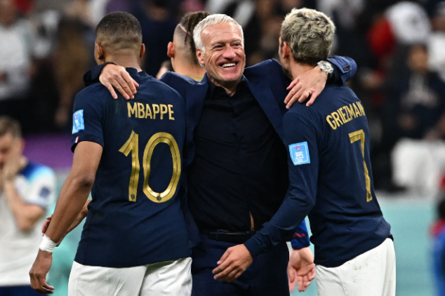 Deschamps reacts to France captaincy controversy