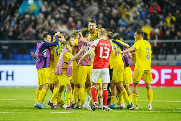 Cazaquistão surpreende e vence Dinamarca de virada (3-2) nas Eliminatórias da Euro-2024