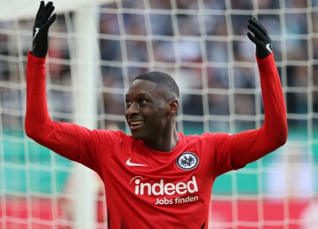 Eintracht vence Union Berlin com 2 gols de Kolo Muani e vai às semis da Copa da Alemanha