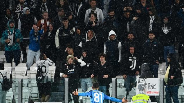 Nach Erfolg vor Gericht: Juve mit spätem K.o. gegen Neapel