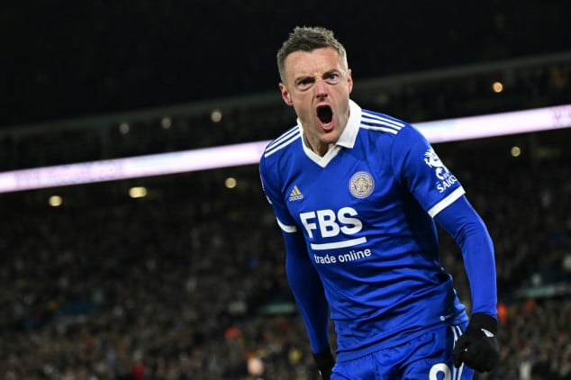 Smith hopes in-form Vardy can help Leicester beat the drop