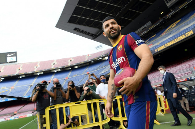Aguero hoping for Messi partnership after signing for Barca