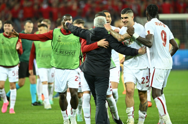 C3: Mourinho s'offre une nouvelle finale européenne avec une Roma ultradéfensive