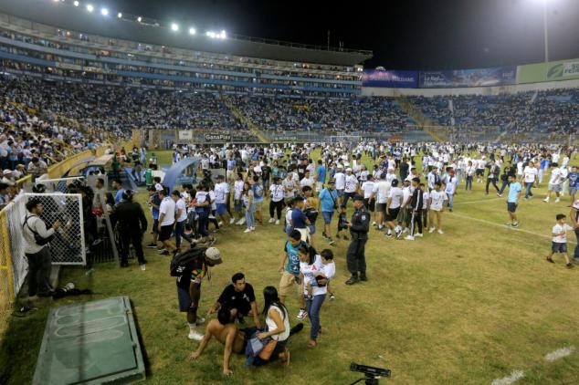 El Salvador club punished over deadly football stampede