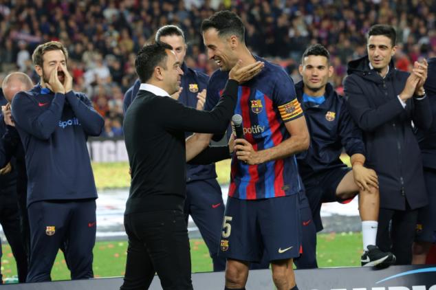 Replacing Busquets is key to Barca success next season: Xavi