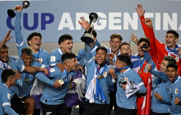 Mondial U20: l'Uruguay bat l'Italie et se sacre champion