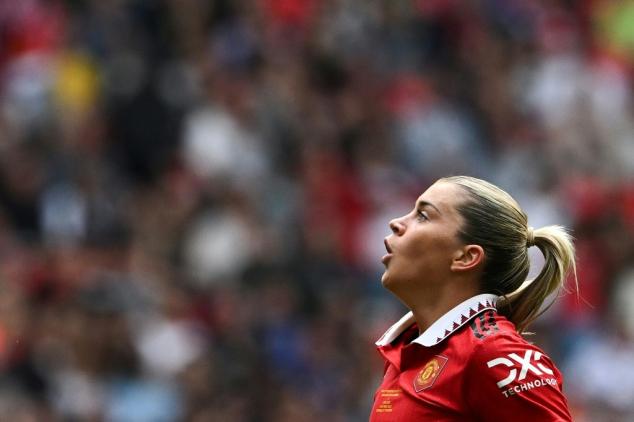 England women's star Russo to leave Man Utd