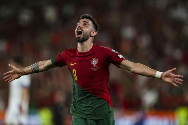 Com dois de Bruno Fernandes, Portugal vence Bósnia por 3 a 0 nas Eliminatórias da Euro