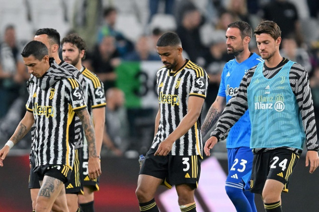 Juventus negotiating exit from UECL?