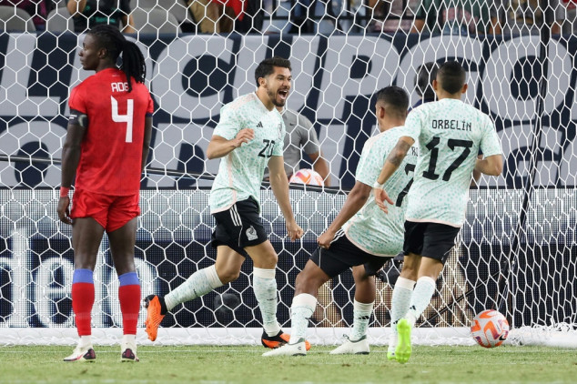 Mexico into Gold Cup knockout stage after win over Haiti