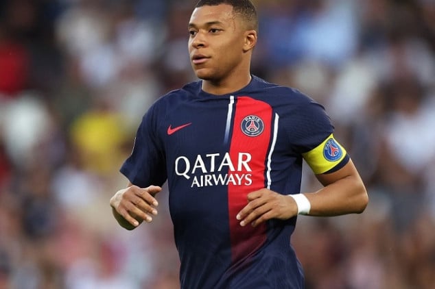 PSG reportedly set deadline to solve Kylian Mbappé's future in or out of  the team :: Live Soccer TV