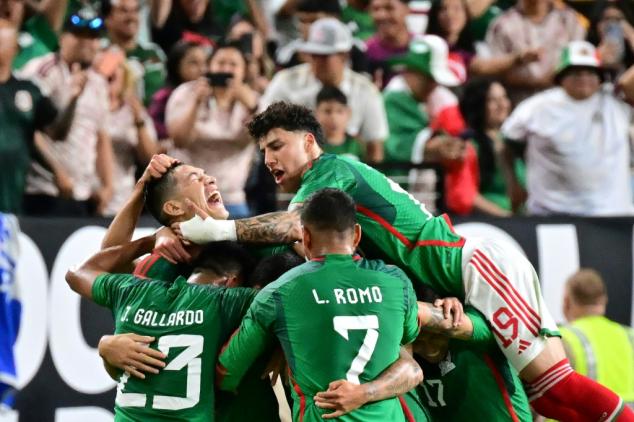 México sella su pase a la final de la Copa Oro con goleada sobre Jamaica