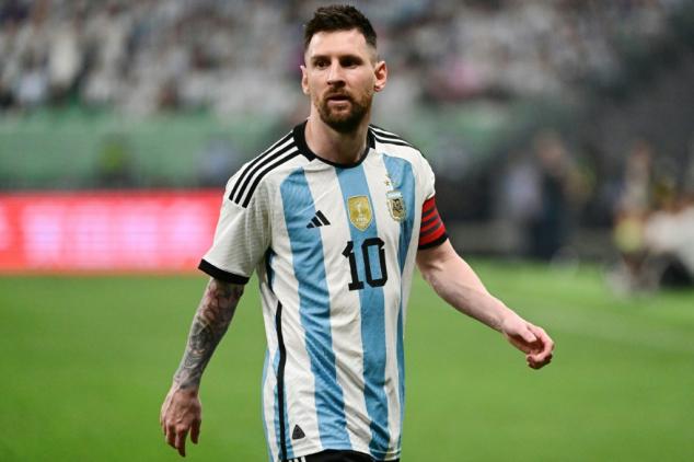 Messi assina com Inter Miami até 2025