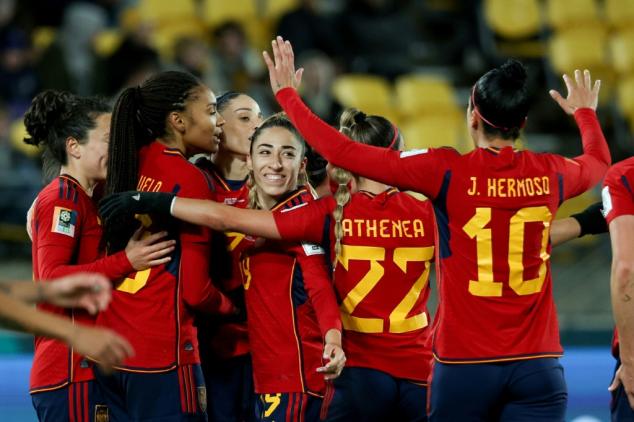 Espanha confirma favoritismo e estreia com boa vitória na Copa feminina, Canadá decepciona