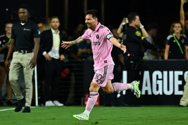 Messi estreia e marca gol da vitória do Inter Miami (2-1) sobre Cruz Azul na Copa das Ligas