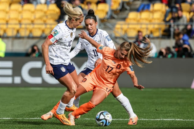 Holders USA held by Netherlands at Women's World Cup