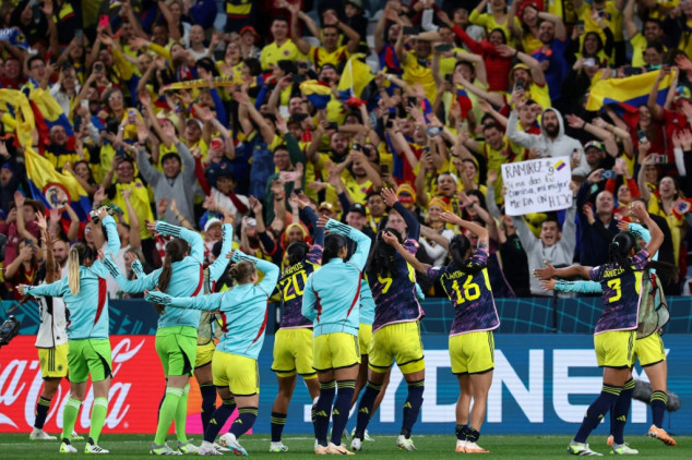 Colourful Colombian fans make Women's World Cup feel like home