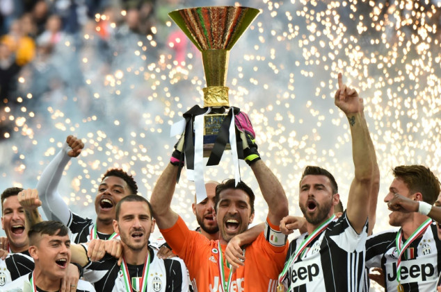 Legendary Italian goalkeeper Buffon retires