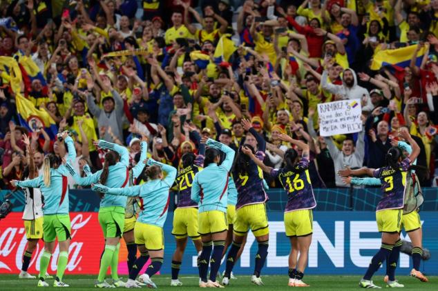 Copa do Mundo feminina atinge recorde de público total nos estádios