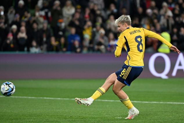 Suecia y Países Bajos avanzan en Mundial femenino, tetracampeona EEUU eliminada