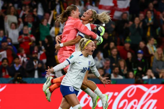 Inglaterra vence a Nigeria en penales y avanza a cuartos de final del Mundial femenino
