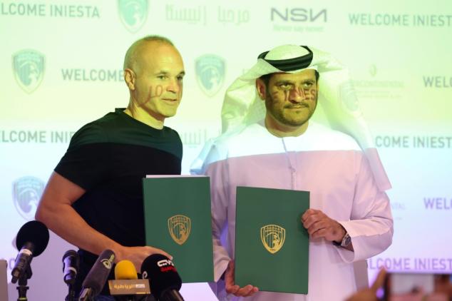 Spanish star Iniesta 'opens new page' with Emirates