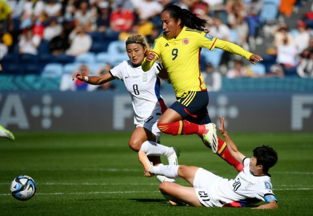 Mayra Ramírez y Leicy Santos, claves del éxito colombiano en el Mundial femenino