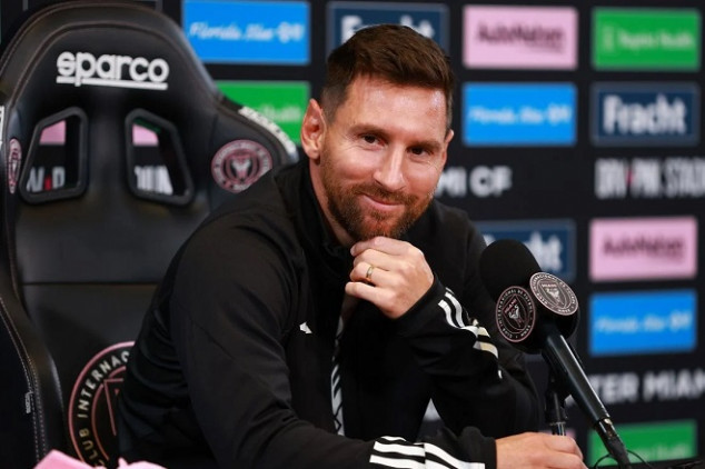 Messi aims 2 digs in first presser with Miami