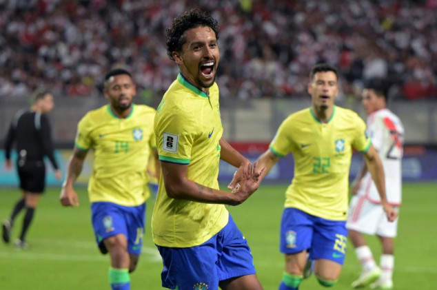 Brasil de Neymar ganó 1-0 a Perú en el último suspiro en clasificatoria sudamericana