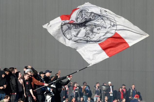 Derrotas, violência e disputa pelo poder: Ajax atravessa uma das maiores crises de sua história