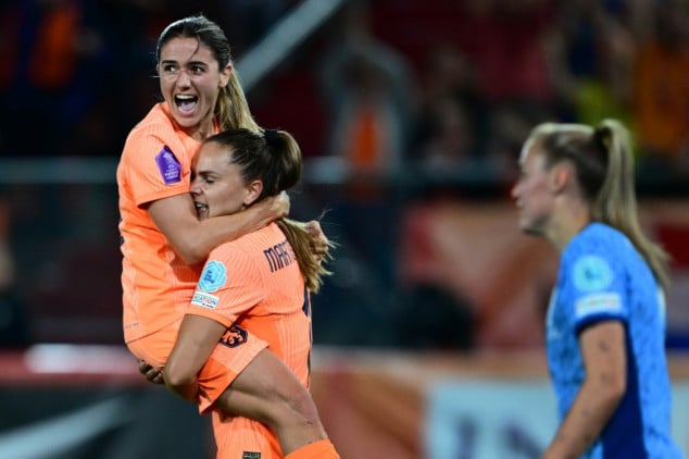 Netherlands strike late to beat England in Women's Nations League