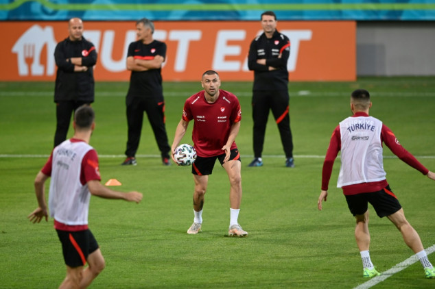 'Two countries, one nation': Baku support guaranteed for Turkey at Euro 2020