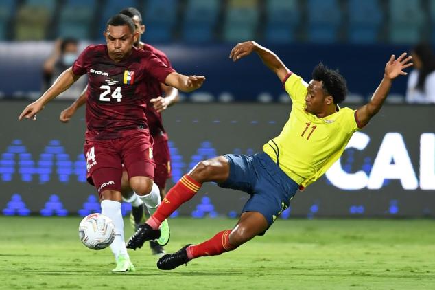 Emotional Neymar inspires Brazil into Copa quarters after Peru cruise