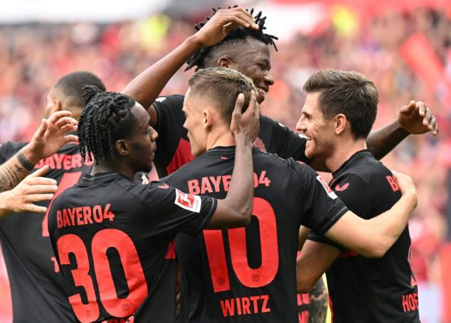 Bayer Leverkusen vence Colônia e mantém liderança do Alemão