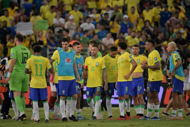 Brasil cede empate à Venezuela e deixa liderança das Eliminatórias
