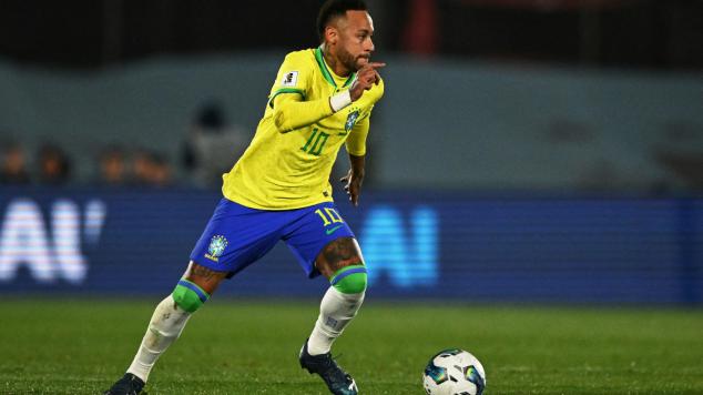 WM-Qualifikation: Sorge um Neymar - Messi mit Doppelpack