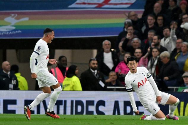 Angleterre: Tottenham, vainqueur de Fulham (2-0), reprend seul la tête du championnat