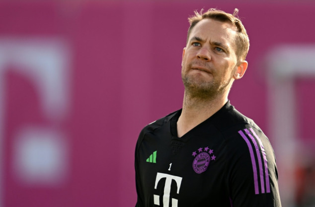 Bayern's Manuel Neuer to make comeback after year out