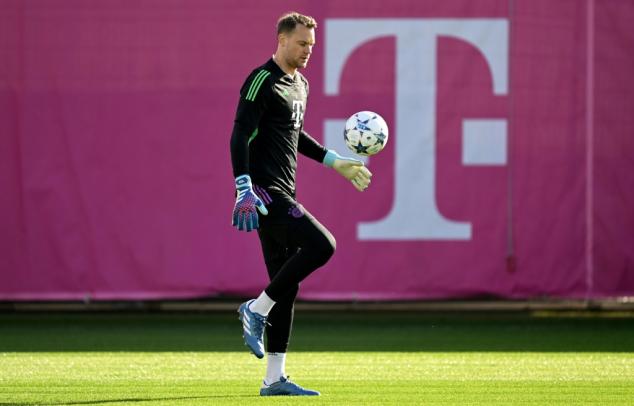 Neuer, de regreso a la portería del Bayern casi un año después de su grave lesión