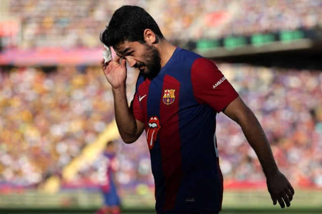 Barca must bounce back at Real Sociedad after Clasico collapse