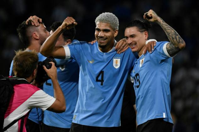 El Uruguay de Bielsa brilla y deja sin invicto a Argentina en la clasificatoria sudamericana