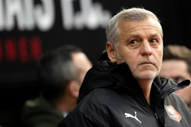 French club Rennes release coach Genesio