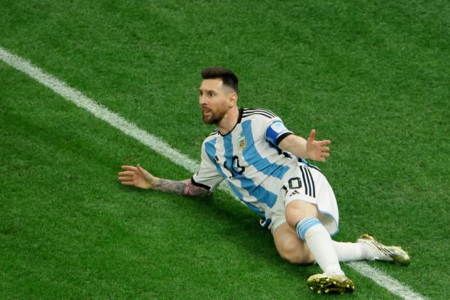 Des maillots de Messi à la Coupe du Monde 2022 bientôt aux enchères