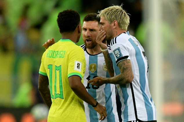 Rodrygo es víctima de ataques racistas tras derrota con Argentina