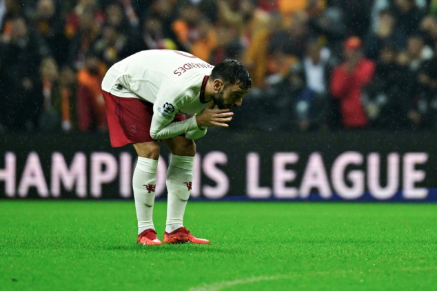 Manchester United cede empate contra o Galatasaray (3-3) e se complica na Champions