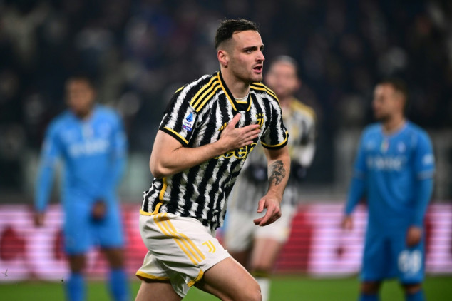 La Juventus gana 1-0 al Nápoles y es líder provisional de la Serie A