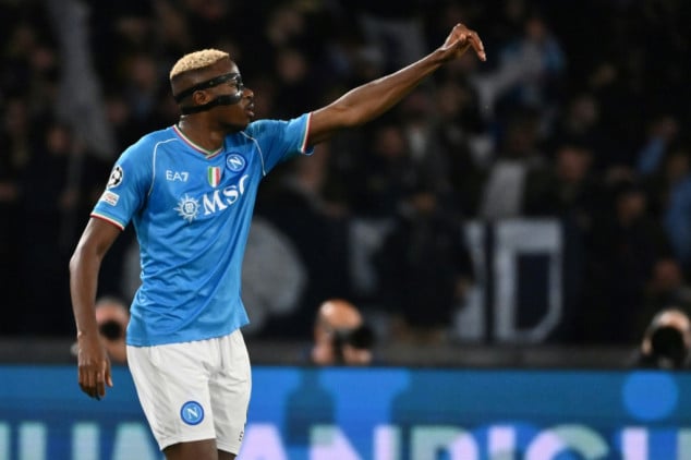 Napoli reach Champions League knockouts by ending home hoodoo with Braga win