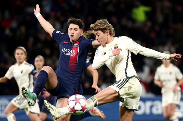 El Real Madrid se complica en la Champions femenina al caer 2-1 ante el París FC