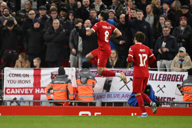 Liverpool dominate West Ham to reach League Cup semis