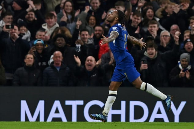 Chelsea goleia para avançar na FA Cup; Aston Villa vence com gol no fim